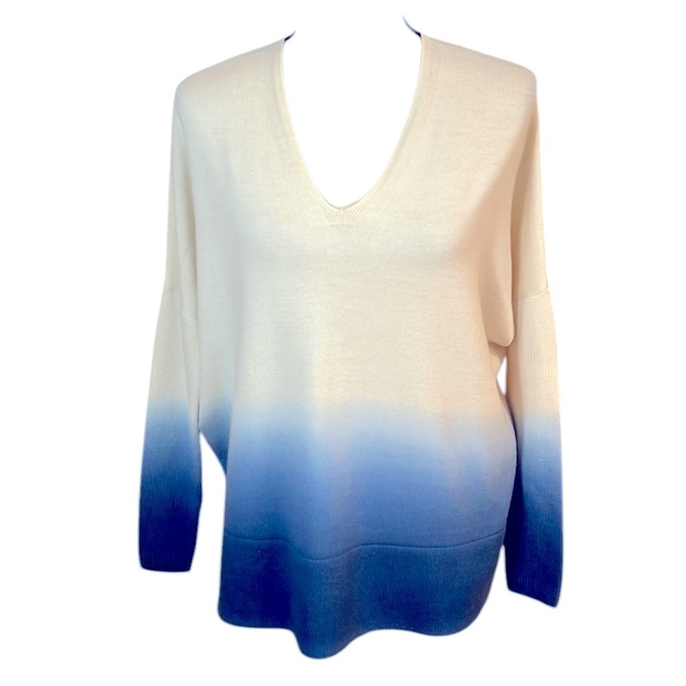 Akris Punto Dip Dye Cream & Blue V-Neck Sweater Sz-4